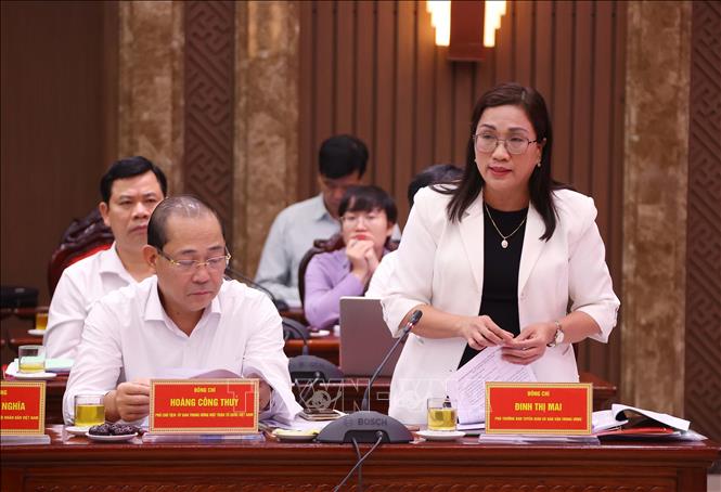Đồng chí Đinh Thị Mai, Phó trưởng Ban Tuyên giáo và Dân vận Trung ương phát biểu. Ảnh: Văn Điệp - TTXVN
