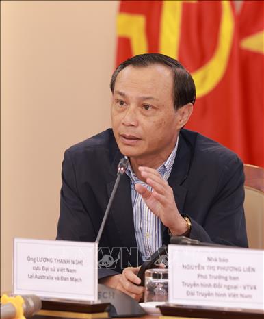 Ông Lương Thanh Nghị, Cựu Đại sứ Việt Nam tại Australia và Đan Mạch phát biểu. Ảnh: TTXVN