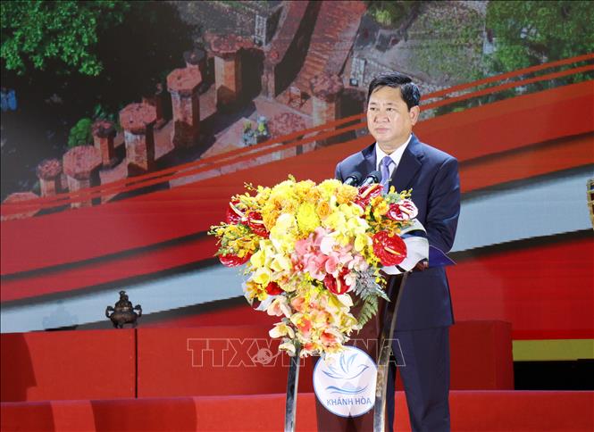 Ông Trần Quốc Nam, Chủ tịch UBND tỉnh Khánh Hòa phát biểu tại buổi lễ. Ảnh: Nguyễn Thành – TTXVN