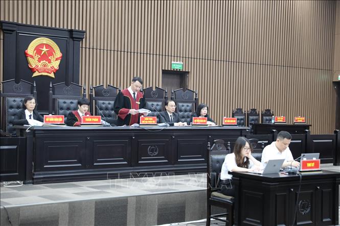 Hội đồng xét xử tuyên án. Ảnh: Quốc Lũy - TTXVN