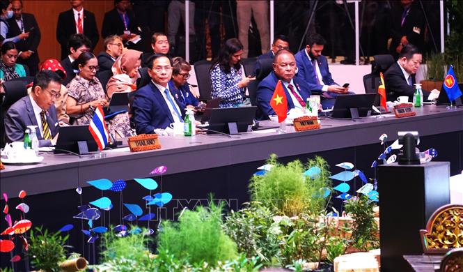 Deputy Prime Minister and Minister of Foreign Affairs Bui Thanh Son attends the 58th ASEAN Foreign Ministers' Meeting and Related Meetings (AMM-58). VNA Photo