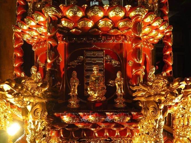 Tòa Cửu phẩm liên hoa chùa Côn Sơn, là một trong những tinh hoa của kiến trúc nghệ thuật Phật giáo, do Đệ Tam Thánh Tổ Huyền Quang lập ra từ thế kỷ XIII (2017). Ảnh: Mạnh Minh- TTXVN