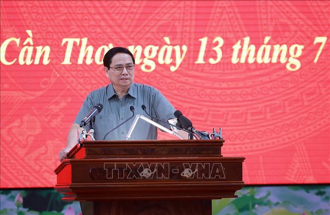 Thủ tướng Phạm Minh Chính chủ trì Hội nghị về thực hiện mô hình chính quyền địa phương 2 cấp và triển khai các dự án trọng điểm vùng ĐBSCL. Ảnh: Dương Giang-TTXVN 
