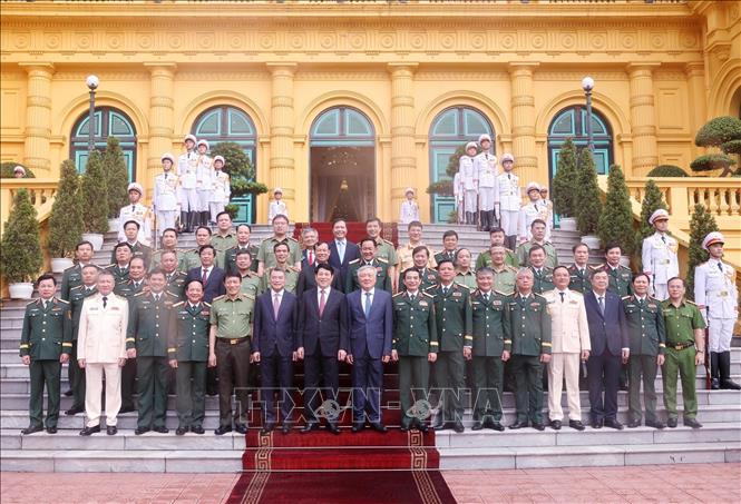 Chủ tịch nước Lương Cường với các đại biểu. Ảnh: Lâm Khánh – TTXVN