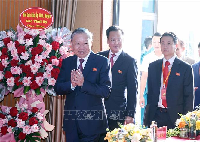 Tổng Bí thư Tô Lâm dự Đại hội đại biểu Đảng bộ xã Nghĩa Trụ lần thứ nhất, nhiệm kỳ 2025 - 2030. Ảnh: Thống Nhất – TTXVN