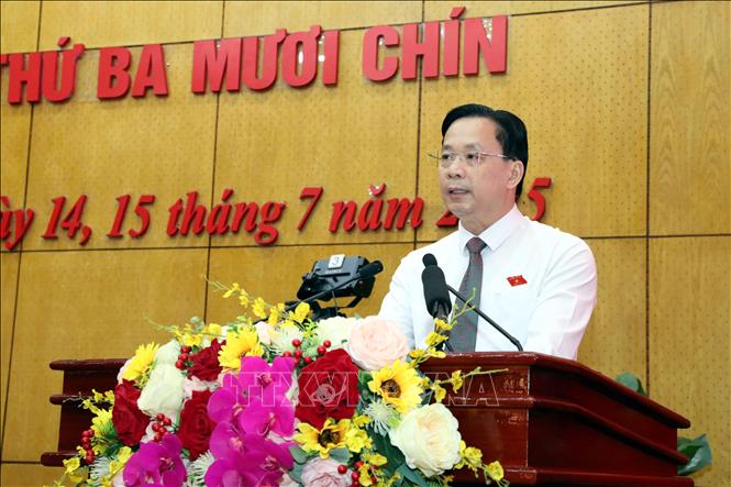 Bí thư Tỉnh ủy Lạng Sơn Hoàng Văn Nghiệm phát biểu tại kỳ họp. Ảnh: Văn Đạt - TTXVN 