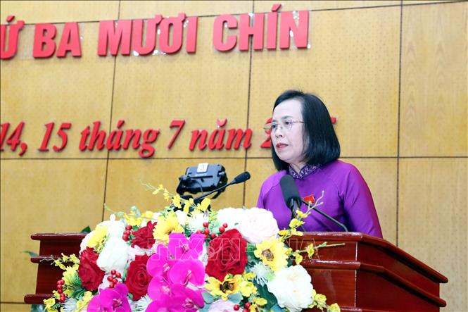 Chủ tịch HĐND tỉnh Lạng Sơn Đoàn Thị Hậu phát biểu khai mạc kỳ họp. Ảnh: Văn Đạt - TTXVN