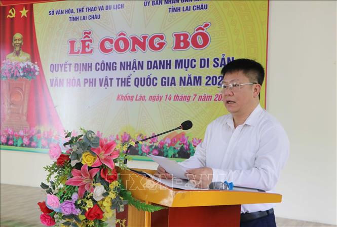 Ông Trần Mạnh Hùng, Giám đốc Sở Văn hoá, Thể thao và Du lịch tỉnh Lai Châu phát biểu tại lễ công bố. Ảnh: Nguyễn Oanh-TTXVN.