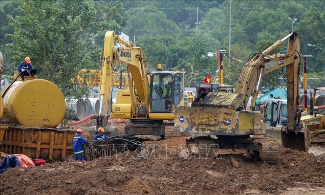 Công trình mở rộng Cảng hàng không quốc tế Phú Quốc đang thi công. Ảnh: Lê Huy Hải - TTXVN