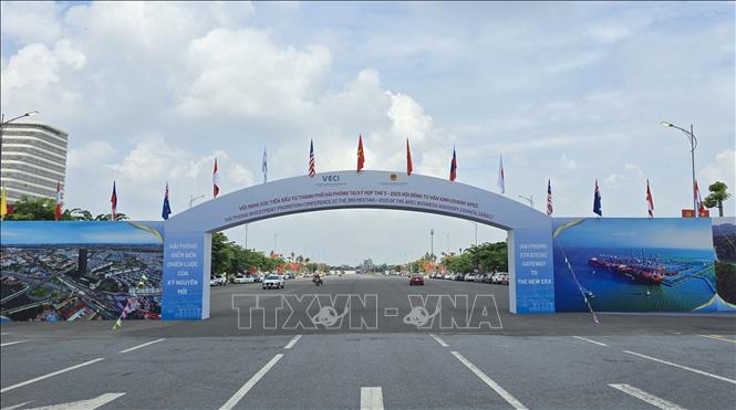 The northern port city of Hai Phong expects a strong wave of investment from APEC economies as it is going to host the third meeting of the APEC Business Advisory Council (ABAC III) from July 15-18. VNA Photo: Minh Thu