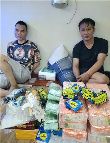 Số lượng lớn ma túy bị lực lượng Công an phát hiện, thu giữ. Ảnh: TTXVN phát.