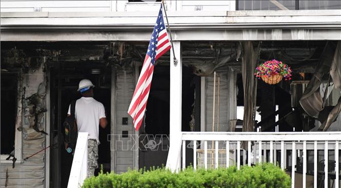 Cơ sở dưỡng lão Gabriel House ở thành phố Fall River, bang Massachusetts, Mỹ sau vụ hỏa hoạn. Ảnh: REUTERS/TTXVN