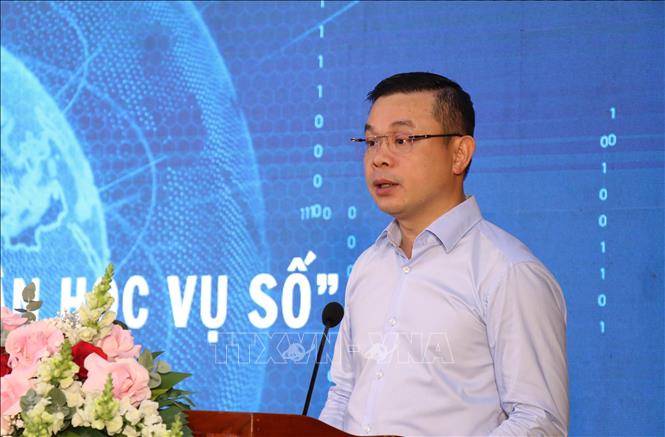 Ông Đỗ Hữu Huy, Phó Bí thư Tỉnh uỷ Đắk Lắk, phát động 100 ngày cao điểm (15/7- 25/10/2025) thực hiện phong trào “Bình dân học vụ số”. Ảnh: Tuấn Anh – TTXVN