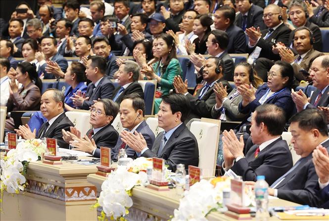 Chủ tịch nước Lương Cường và các đại biểu dự Hội nghị xúc tiến đầu tư “Hải Phòng - điểm đến chiến lược của kỷ nguyên mới”. Ảnh: Lâm Khánh – TTXVN