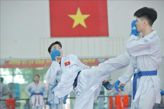 Đội tuyển Karate quốc gia đang trong quá trình chuẩn bị tích cực cho SEA Games 33, cũng như các giải quốc tế khác trong năm. Ảnh: Minh Quyết – TTXVN