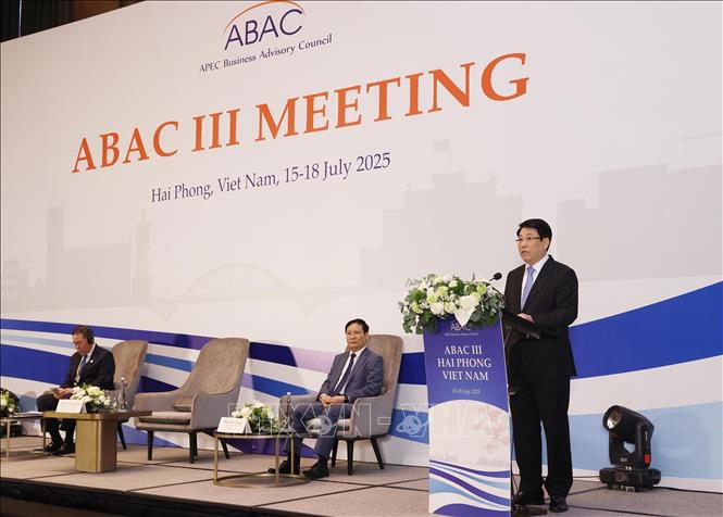 Chủ tịch nước Lương Cường phát biểu tại Phiên khai mạc Kỳ họp lần thứ 3 Hội đồng Tư vấn Kinh doanh APEC (ABAC III). Ảnh: Lâm Khánh – TTXVN