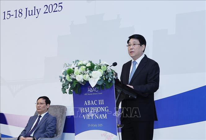 Chủ tịch nước Lương Cường phát biểu tại Phiên khai mạc Kỳ họp lần thứ 3 Hội đồng Tư vấn Kinh doanh APEC (ABAC III). Ảnh: Lâm Khánh – TTXVN