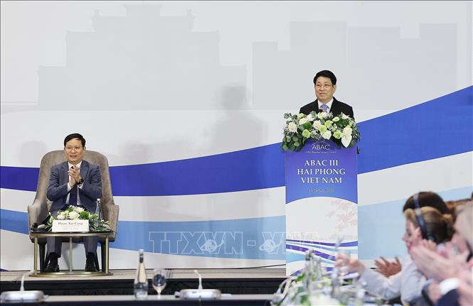 Chủ tịch nước Lương Cường phát biểu tại Phiên khai mạc Kỳ họp lần thứ 3 Hội đồng Tư vấn Kinh doanh APEC (ABAC III). Ảnh: Lâm Khánh – TTXVN