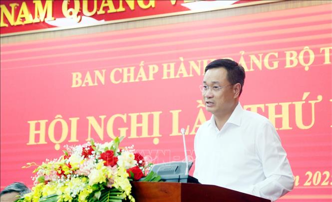 Bí thư Tỉnh ủy Quảng Trị Lê Ngọc Quang phát biểu khai mạc hội nghị. Ảnh: Tá Chuyên - TTXVN