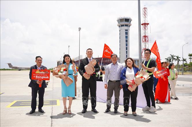 AirAsia launches its latest direct route between Vietnam's northern port city of Hai Phong and Thailand's Bangkok. VNA/Photo by courtesy