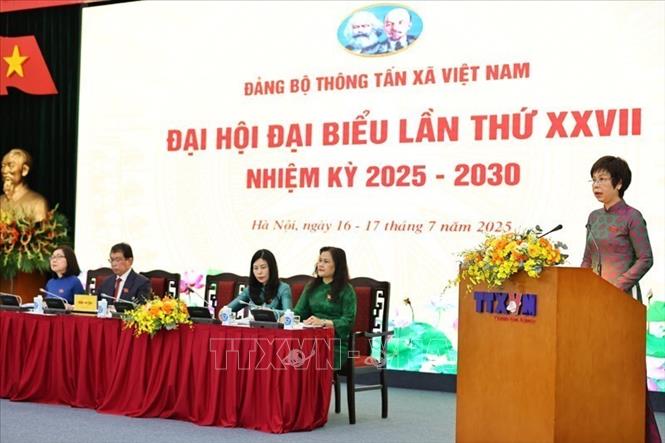 Bí thư Đảng ủy, Tổng giám đốc TTXVN Vũ Việt Trang đọc diễn văn khai mạc Đại hội. Ảnh: Minh Đức – TTXVN