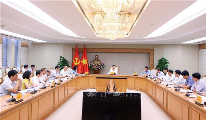 Phó Thủ tướng Trần Hồng Hà làm việc với Đảng ủy Bộ Xây dựng về công tác tổ chức Đại hội. Ảnh: Văn Điệp – TTXVN

