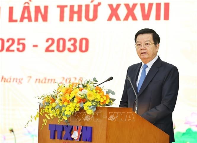 Đồng chí Mai Văn Chính, Uỷ viên Trung ương Đảng, Uỷ viên Ban Thường vụ Đảng uỷ Chính phủ, Phó Thủ tướng Chính phủ phát biểu chỉ đạo Đại hội. Ảnh: Minh Đức - TTXVN