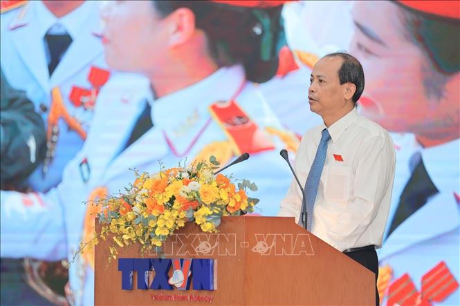 Bí thư Đảng ủy, Trưởng ban Biên tập ảnh Nguyễn Quang Hải trình bày tham luận tại Đại hội. Ảnh: Lê Đông - TTXVN
