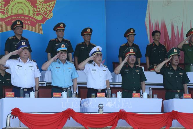 Lãnh đạo đại diện các quân binh chủng, thuộc Bộ Quốc phòng dự buổi Tổng hợp luyện. Ảnh: Trọng Đức - TTXVN