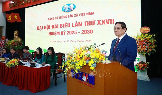 Đồng chí Phạm Minh Chính, Uỷ viên Bộ Chính trị, Bí thư Đảng uỷ Chính phủ, Thủ tướng Chính phủ phát biểu tại Đại hội Đảng bộ Thông tấn xã Việt Nam lần thứ 27, nhiệm kỳ 2025 - 2030. Ảnh: Dương Giang - TTXVN
