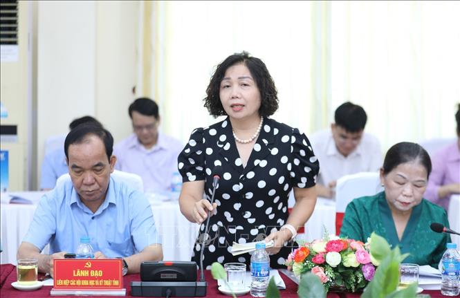 Chủ tịch Hội Khuyến học tỉnh Lạng Sơn Nguyễn Thị Châu phát biểu tại Hội nghị. Ảnh: Anh Tuấn – TTXVN