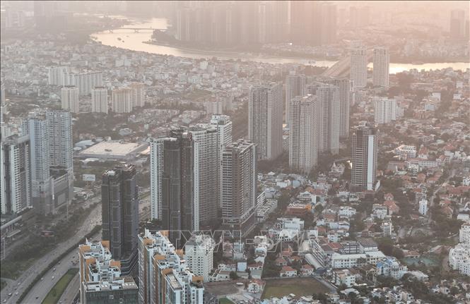An aerial view of Ho Chi Minh city during a day of bad air quality. VNA Photo: Hồng Đạt