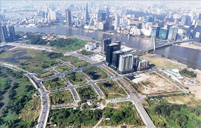 Trung tâm tài chính quốc tế Thành phố Hồ Chí Minh có tổng diện tích 793 ha, nằm trong khu vực phường Bến Thành, Sài Gòn, khu Thủ Thiêm và sông Sài Gòn. Ảnh: Hồng Đạt - TTXVN
