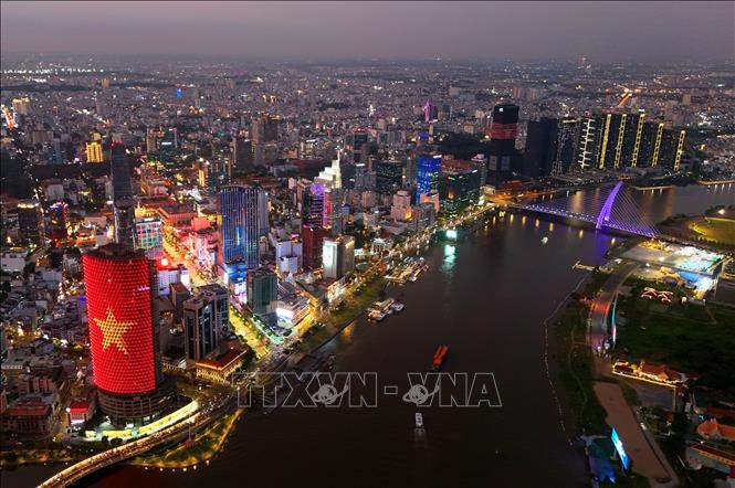 Trung tâm tài chính quốc tế Thành phố Hồ Chí Minh nằm bên sông Sài Gòn kết nối với các vùng kinh tế trọng điểm của khu vực rất thuận lợi. Ảnh: Hồng Đạt - TTXVN
