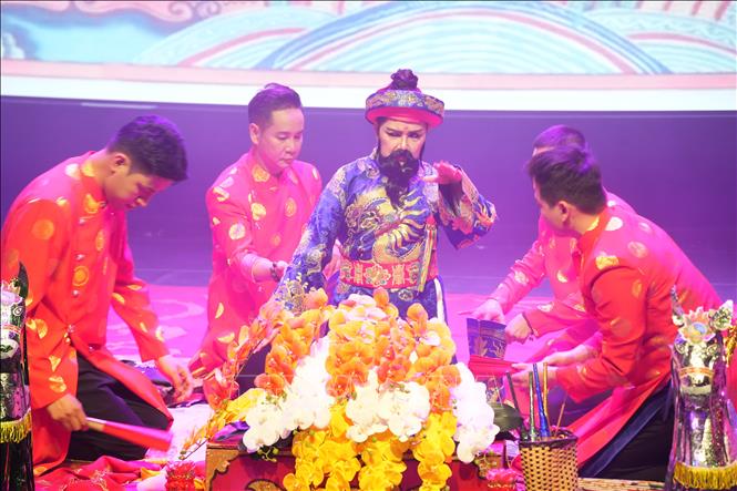 Chương trình giao lưu văn hóa và biểu diễn nghệ thuật mang tên “Bản trường ca hữu nghị Việt - Nga”. Ảnh: Trần Hải - PV TTXVN tại LB Nga 