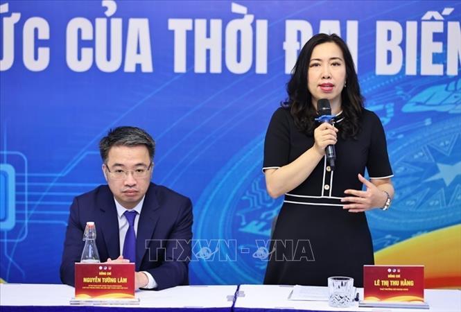 Thứ trưởng Bộ Ngoại giao Lê Thị Thu Hằng phát biểu tại buổi gặp mặt. Ảnh: Minh Đức - TTXVN