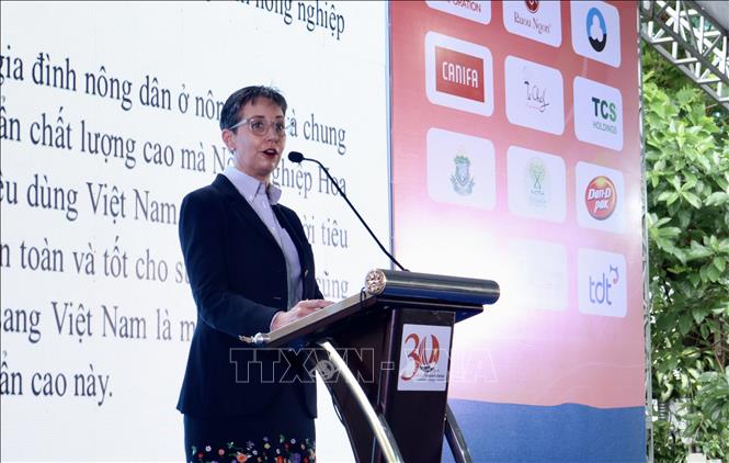 Bà Carolee A.Williamson, Quyền Tổng Lãnh sự Hoa Kỳ tại TP. Hồ Chí Minh phát biểu khai mạc Chương trình Khám phá nông nghiệp Hoa Kỳ. Ảnh: Xuân Anh -TTXVN