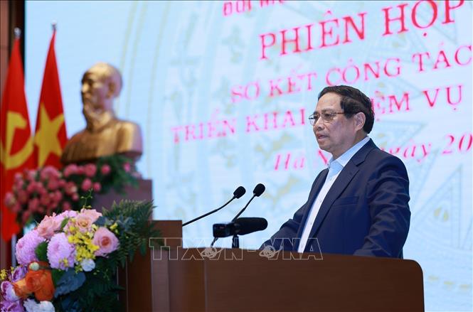 Thủ tướng Phạm Minh Chính phát biểu khai mạc Phiên họp lần thứ 3 BCĐ về phát triển khoa học, công nghệ, đổi mới sáng tạo, chuyển đổi số và Đề án 06. Ảnh: Dương Giang-TTXVN 

