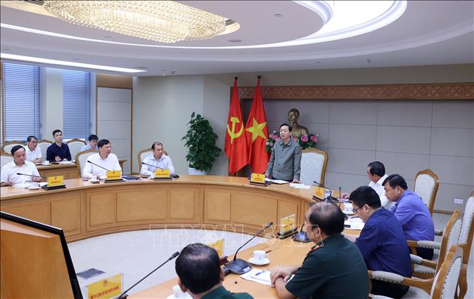 Phó Thủ tướng Trần Hồng Hà phát biểu chỉ đạo ứng phó với cơn bão số 3. Ảnh: Văn Điệp – TTXVN