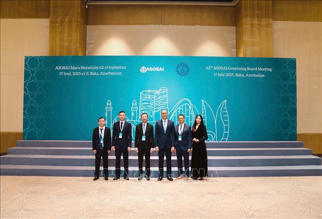 Đoàn KTNN tham dự Cuộc họp Ban điều hành ASOSAI lần thứ 62 tại Azerbaijan.  Ảnh: TTXVN phát