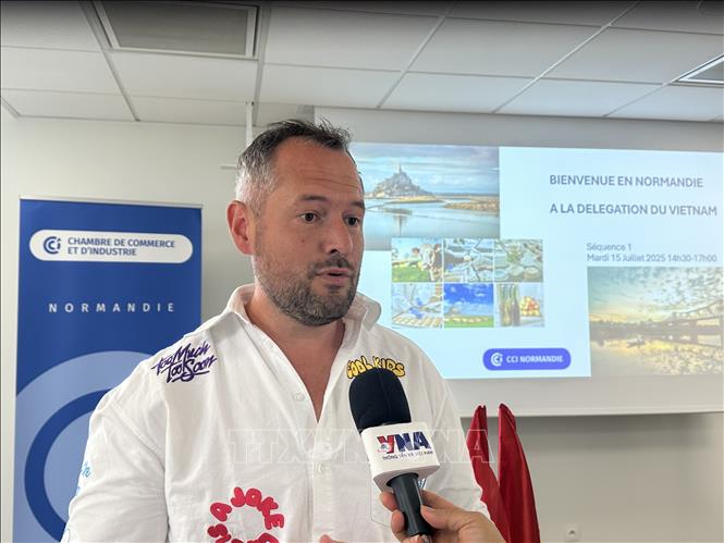Ông David Gallienne, Đầu bếp sao Michelin, quán quân Top Chef 2020, chủ chuỗi nhà hàng khách sạn Le Jardin des Plumes. Ảnh: Đào Dũng - Pv TTXVN tại Pháp