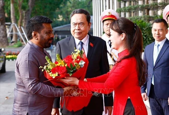 Chủ tịch Quốc hội Trần Thanh Mẫn hội kiến Tổng thống Sri Lanka Anura Kumara Dissanayaka thăm cấp Nhà nước đến Việt Nam và dự Đại lễ Phật đản Liên hợp quốc Vesak (Hà Nội, 5/5/2025). Ảnh: Doãn Tấn – TTXVN