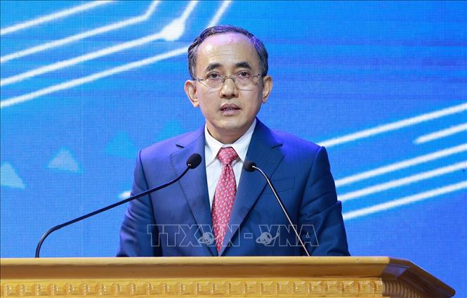 PGS.TS Hồ Xuân Năng, Chủ tịch Hội đồng Quản trị Tập đoàn Phenikaa, Chủ tịch Hội đồng kiêm Tổng Giám đốc Đại học Phenikaa phát biểu. Ảnh: Dương Giang-TTXVN