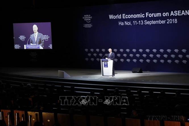 Việt Nam tổ chức thành công Hội nghị Diễn đàn kinh tế thế giới về ASEAN (WEF ASEAN) diễn ra từ ngày 11-13/9/2018 tại Hà Nội, không chỉ khẳng định uy tín bao trùm toàn cầu của nó, mà còn góp phần nâng cao vị thế, uy tín của Việt Nam trên trường quốc tế thông qua vai trò chủ động và đóng góp tích cực, có trách nhiệm của Việt Nam đối với ASEAN. Ảnh: Thống Nhất – TTXVN