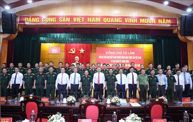 Tổng Bí thư Tô Lâm và các đại biểu chụp ảnh chung. Ảnh: Thống Nhất – TTXVN
