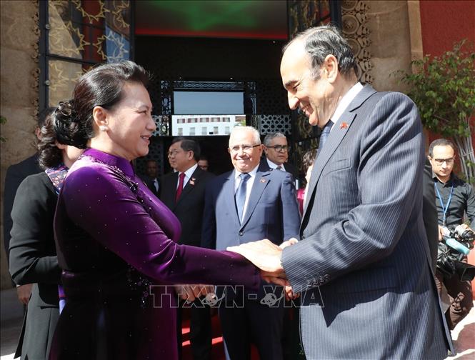 Chủ tịch Hạ viện Maroc Habib El Malki đón Chủ tịch Quốc hội Nguyễn Thị Kim Ngân tại Trụ sở Hạ viện Maroc ở thủ đô Rabat, trong chuyến thăm chính thức tới Maroc từ ngày 27 đến 30/3/2019 (28/3/2019). Ảnh: Trọng Đức - TTXVN