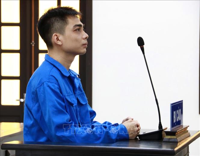 Hội đồng xét xử Tòa án nhân dân tỉnh Cà Mau tuyên phạt bị cáo Lê Phúc Thịnh 12 năm tù về tội “Lừa đảo chiếm đoạt tài sản” quy định tại điểm a, khoản 4, Điều 174 Bộ luật Hình sự. Ảnh: TTXVN phát