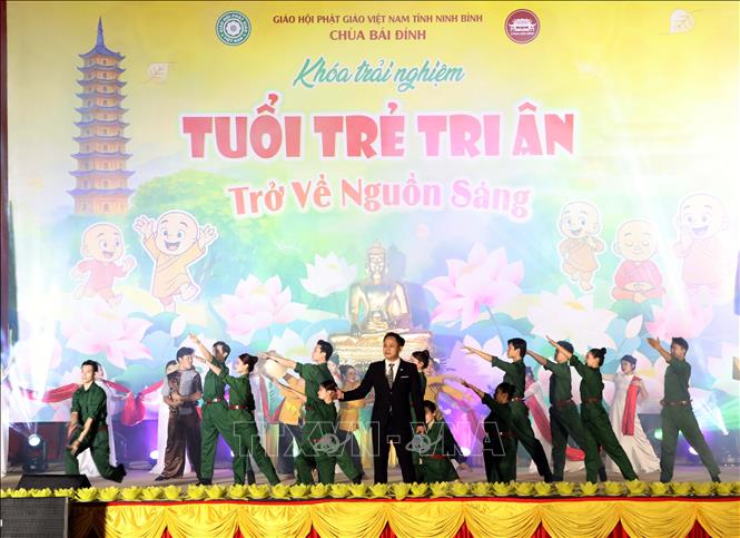 Tiết mục văn nghệ tại chương trình. Ảnh: Đại Nghĩa - TTXVN