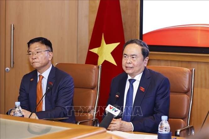 Chủ tịch Quốc hội Trần Thanh Mẫn phát biểu tại Tọa đàm chính sách thúc đẩy hợp tác kinh tế, thương mại và đầu tư Việt Nam - Maroc. Ảnh: Doãn Tấn – TTXVN