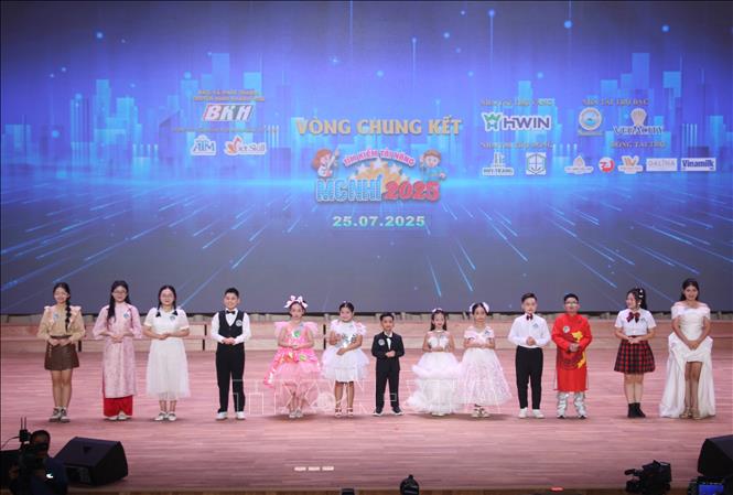 13 thí sinh xuất sắc của vòng bán kết tranh tài quán quân đêm Chung kết cuộc thi 